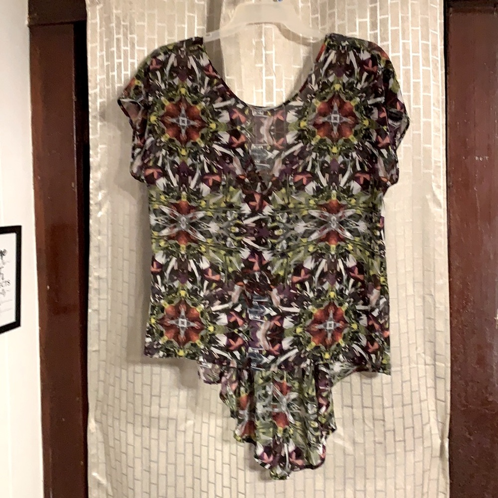 Diamond like print High low Tee